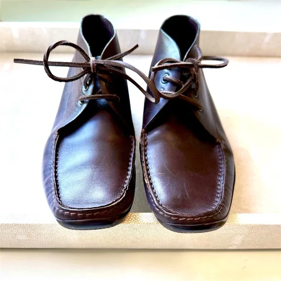 Prada Women’s Brown Leather Ankle Boots- Red Prada Stripe Sole - Made in Italy - Picture 4 of 10